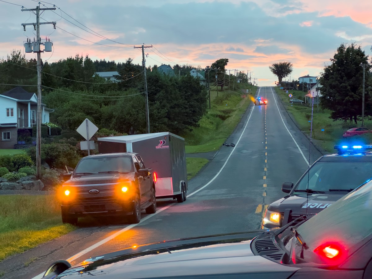 Cycliste heurté à Saint-Sébastien: la SQ confirme le décès et l'identité de la victime