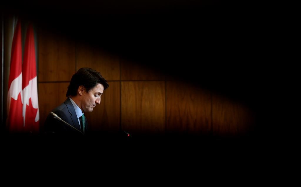 Soins de longue durée: Ottawa lance une consultation publique