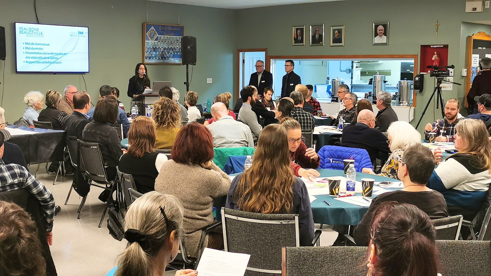 «Réalisons Beauceville autrement»: une salle comble pour la première rencontre