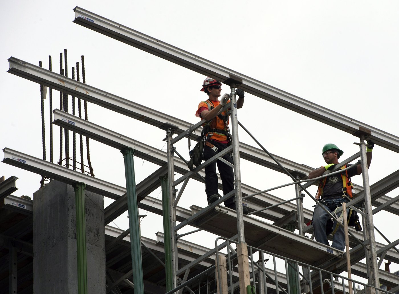 Québec lance des Camps de la construction pour attirer et former la relève