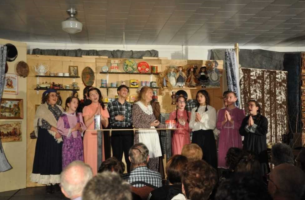 La tradition théâtrale se poursuit à Sainte-Aurélie avec une œuvre remaniée