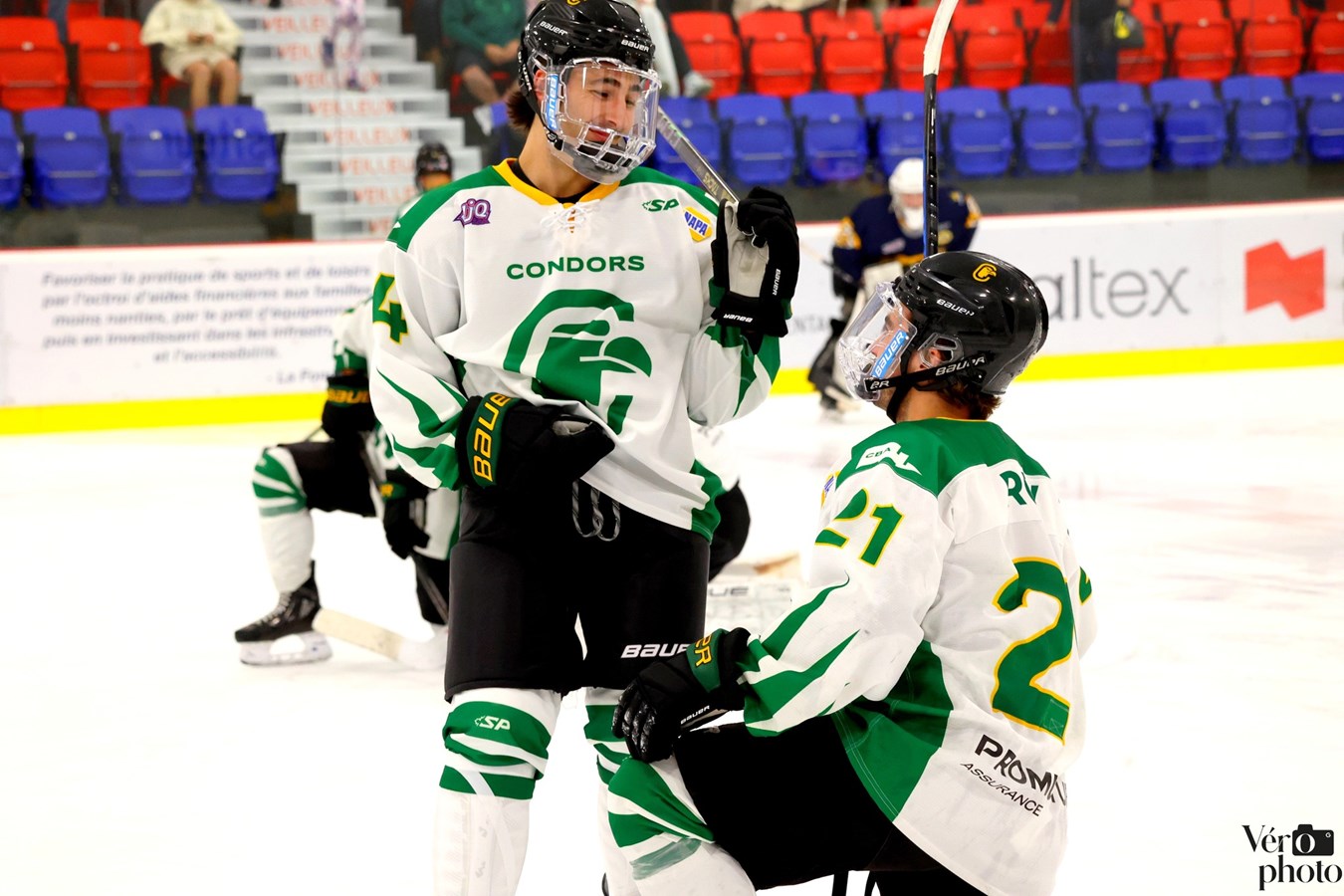 Hockey : les Condors triomphent face à Longueuil grâce à un but en fin de match