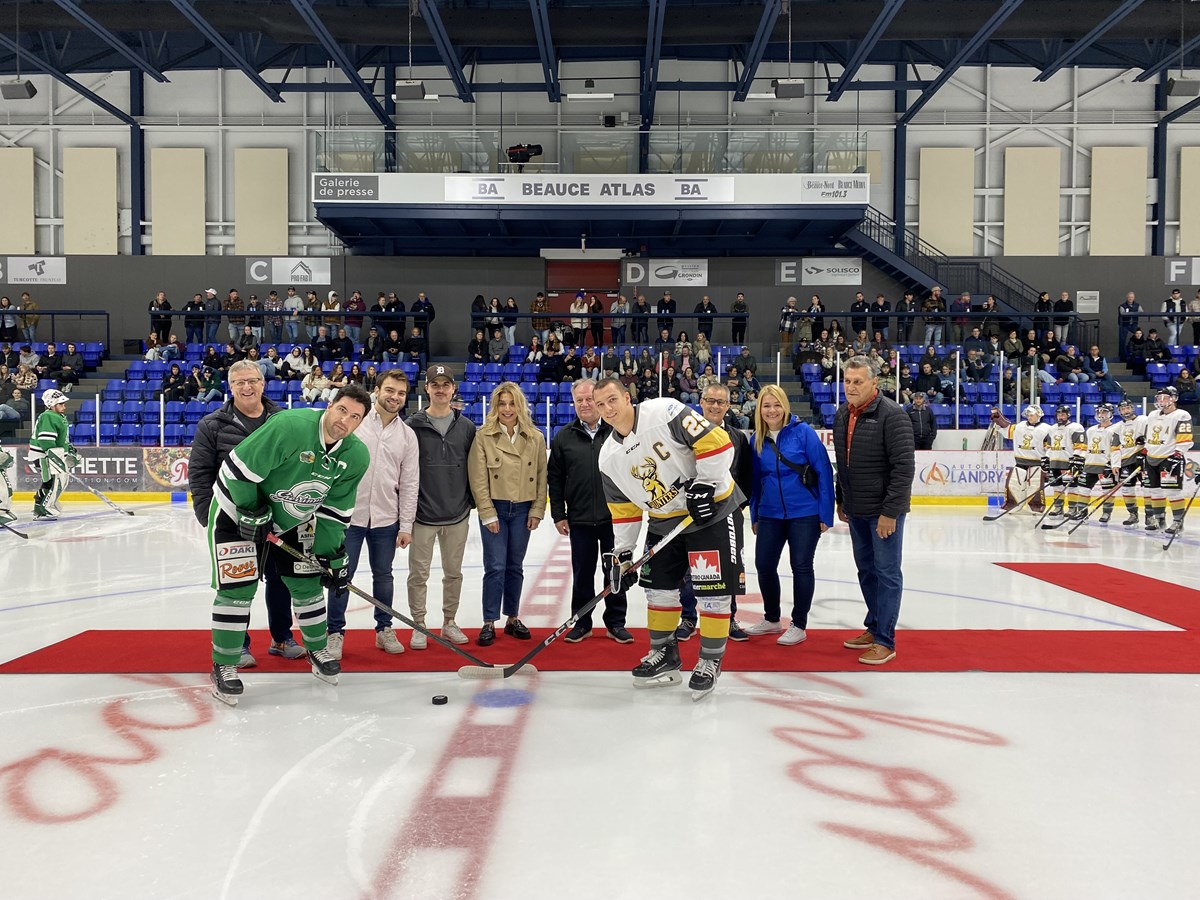 Hockey: Sainte-Marie hisse la bannière de champions