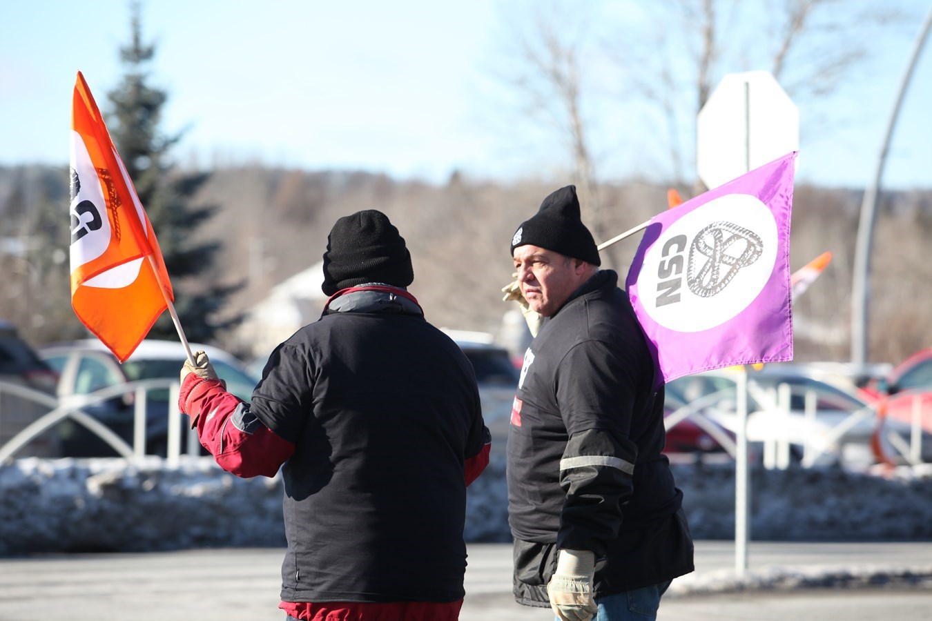 Saint-Georges: les employés des loisirs et de la culture adoptent un mandat de grève générale illimitée