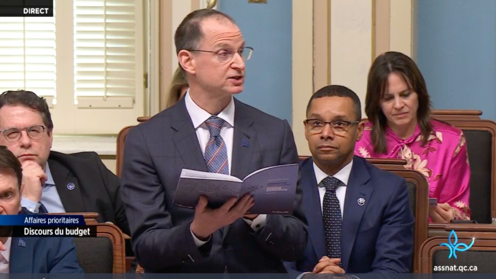 Budget 2024-2025: Québec priorise la santé et l'éducation