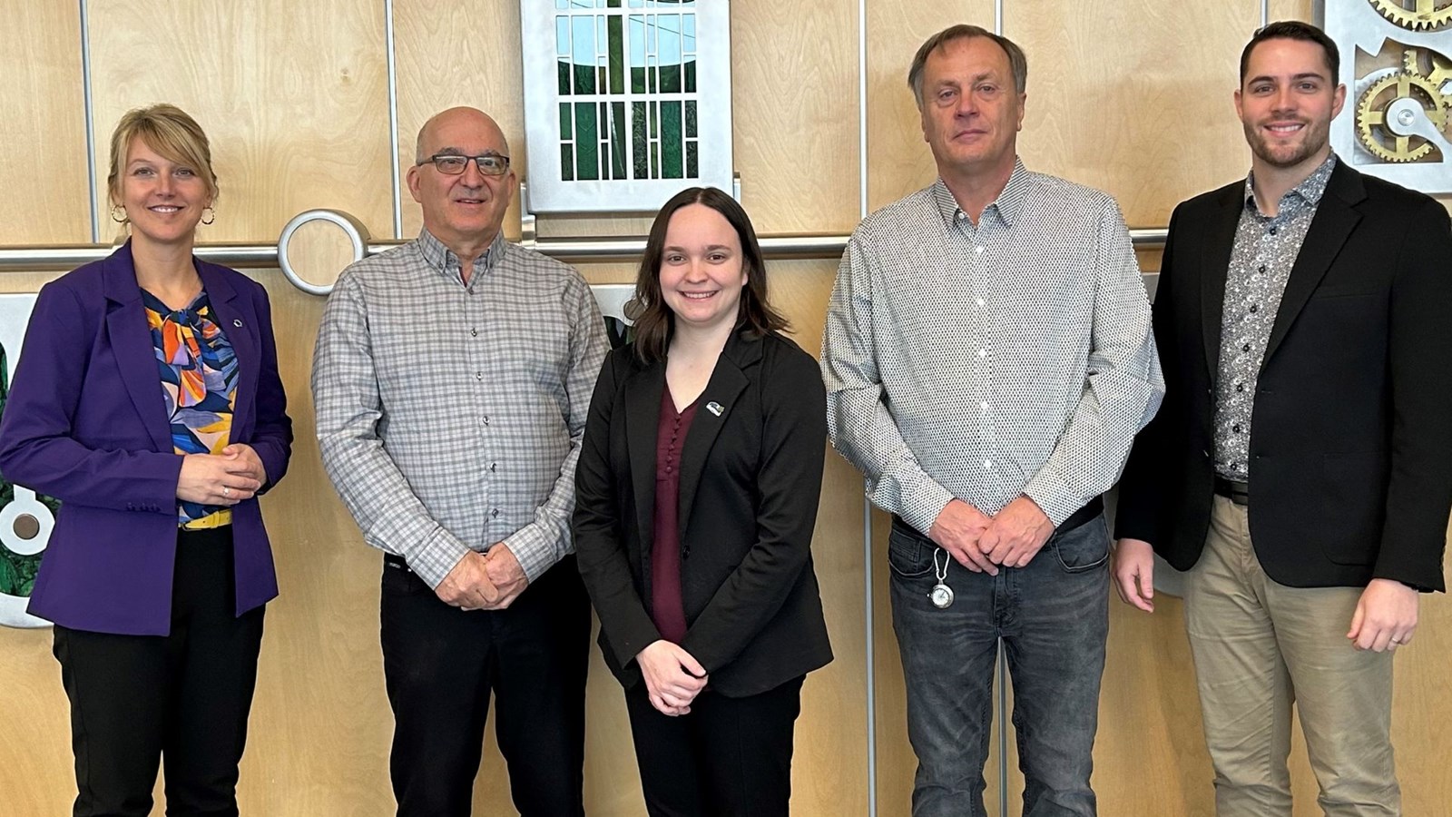 Saint-Honoré-de-Shenley: la caisse Desjardins devient un centre libre-service