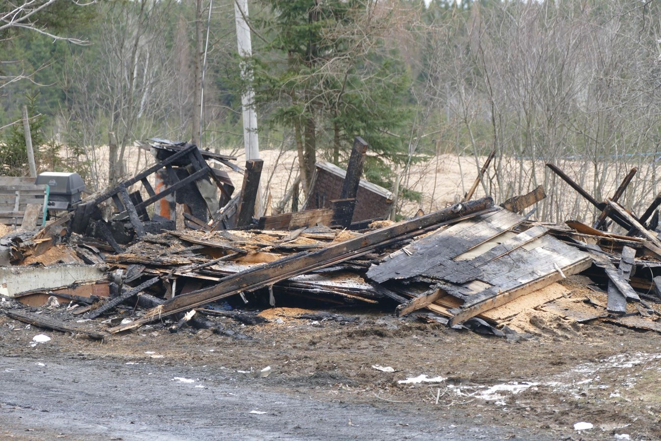 Incendie sur la 90e rue:  une personne manque à l'appel