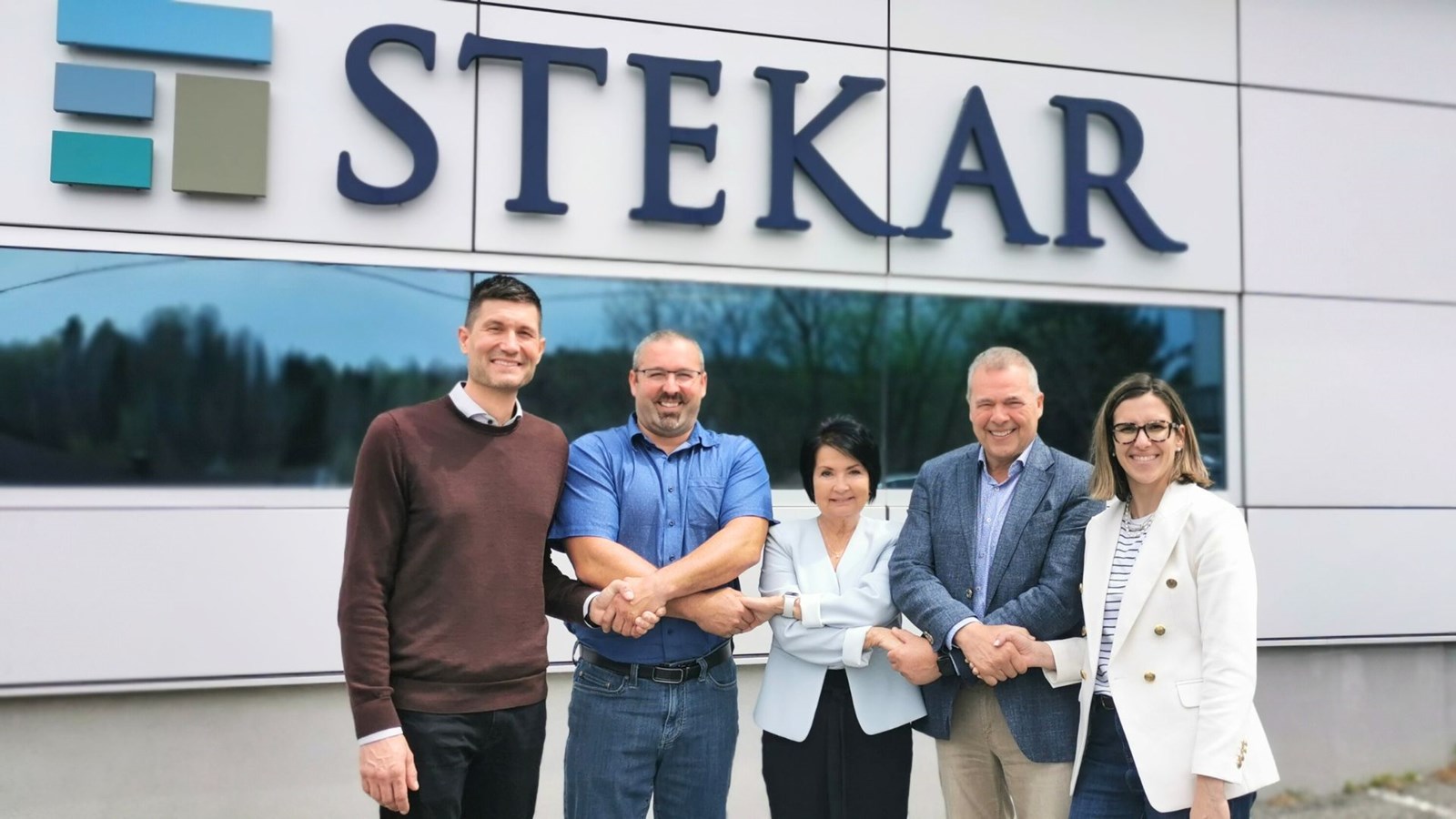 Changement de garde chez Stekar