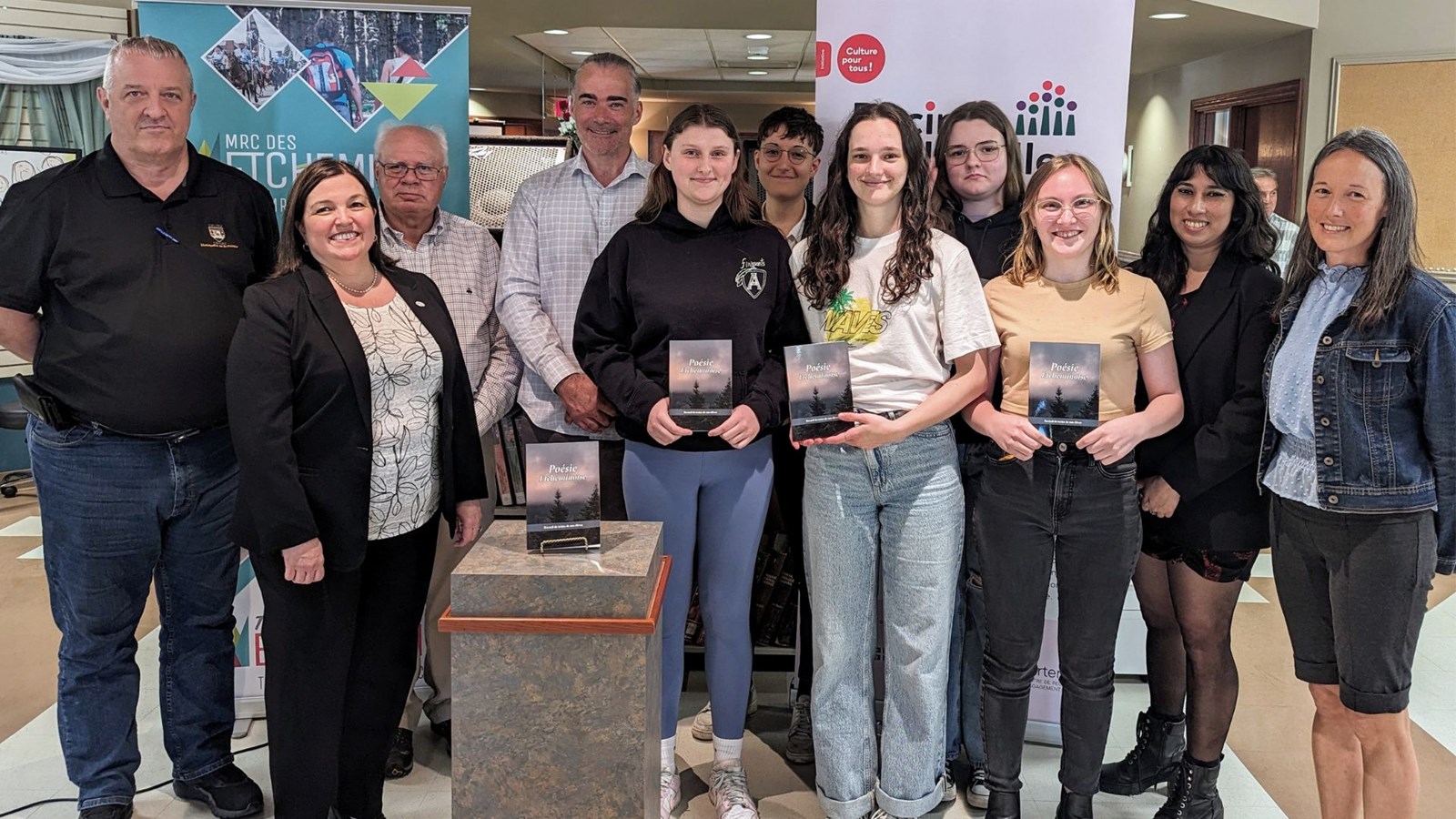 Lancement du recueil «Poésie Etcheminoise»