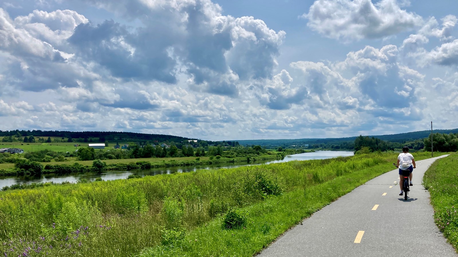 Deux façons différentes de découvrir la Beauce à vélo