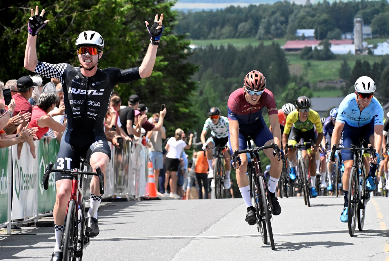 Michael Foley s'illustre sur route à Saint-Odilon-de-Cranbourne