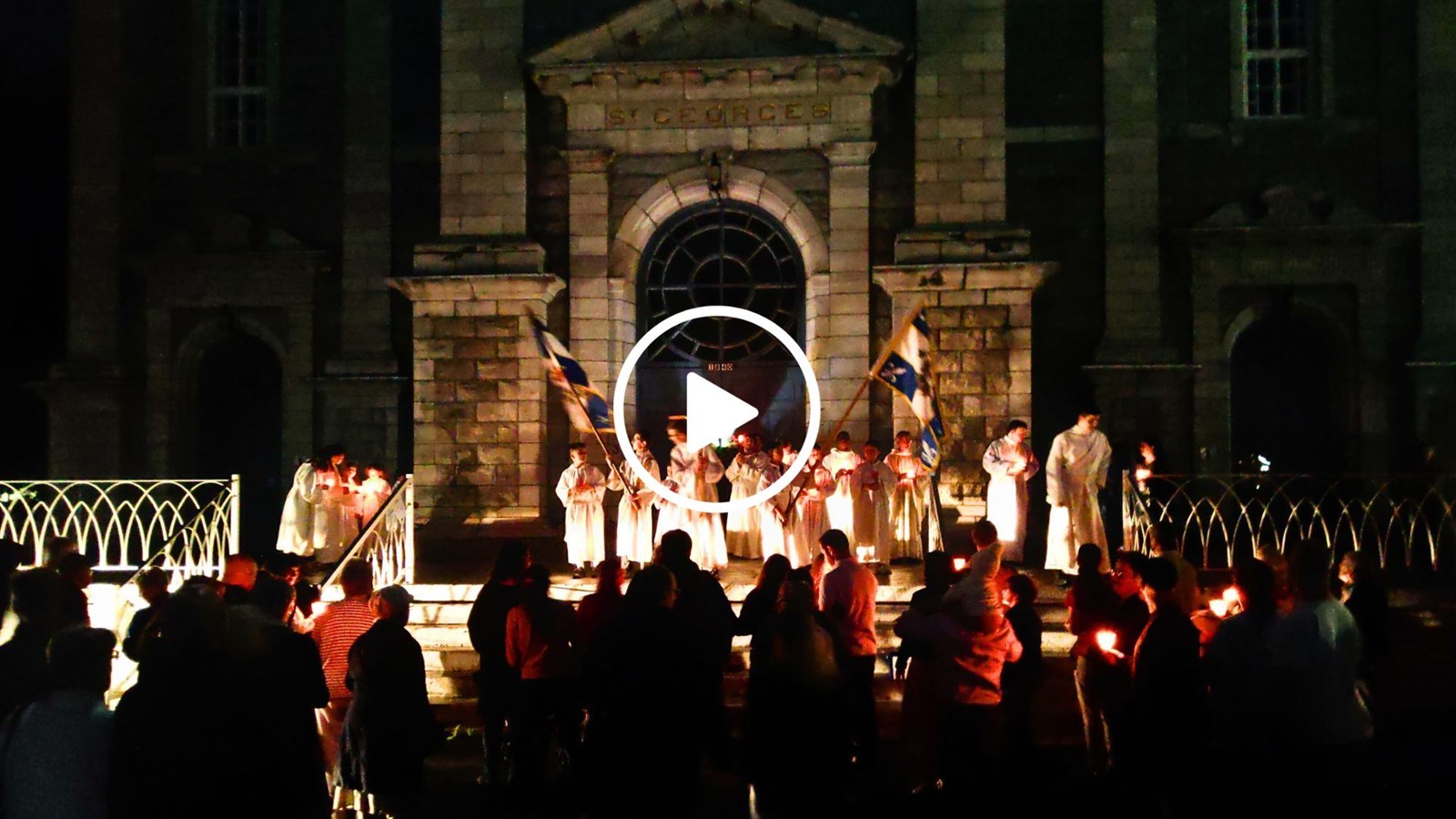 Plus de 200 fidèles à la procession du Sacré-Coeur
