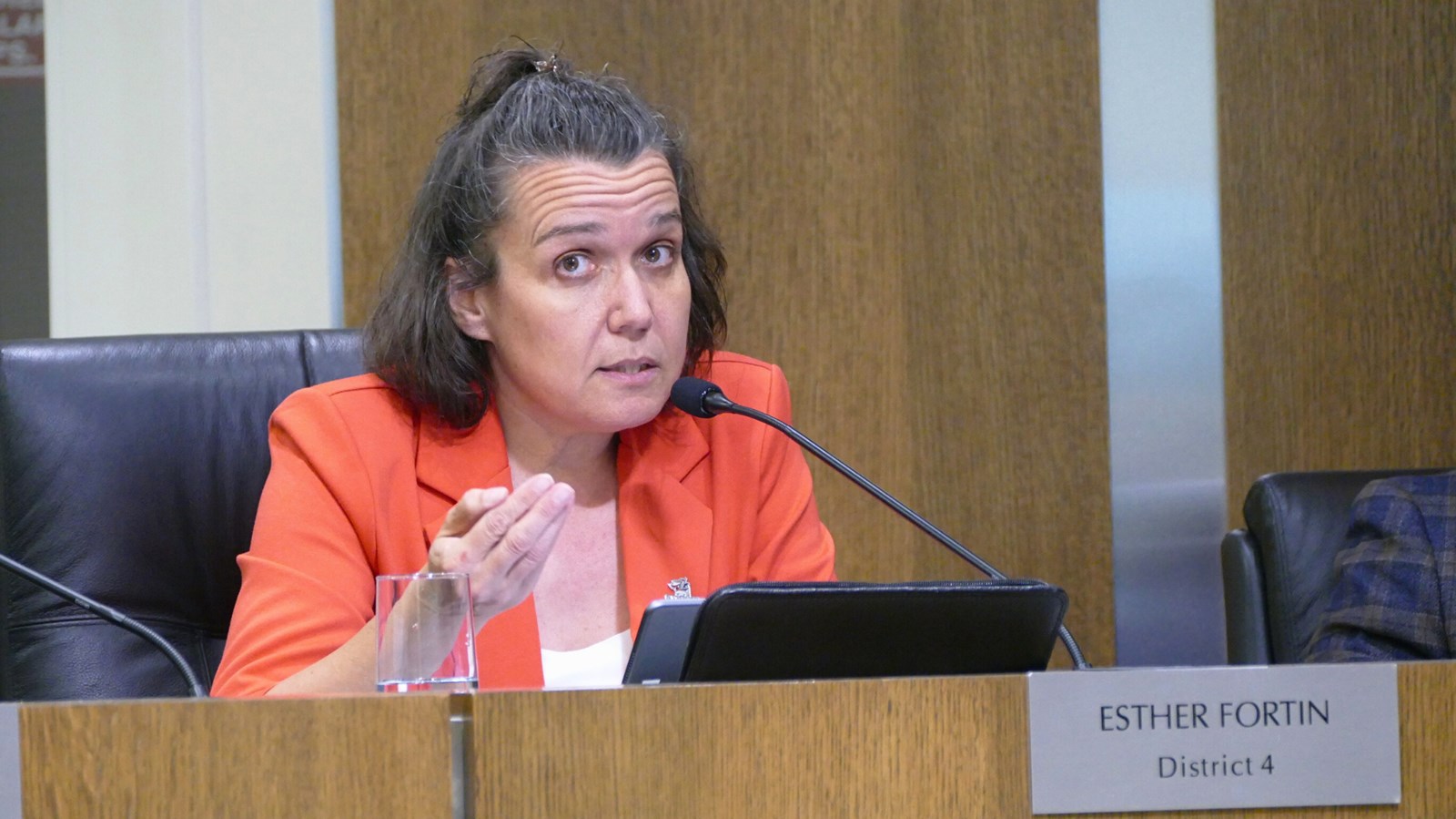 Le conseil de Saint-Georges interpelle le député Lehoux sur les propos de Pierre Poilievre 