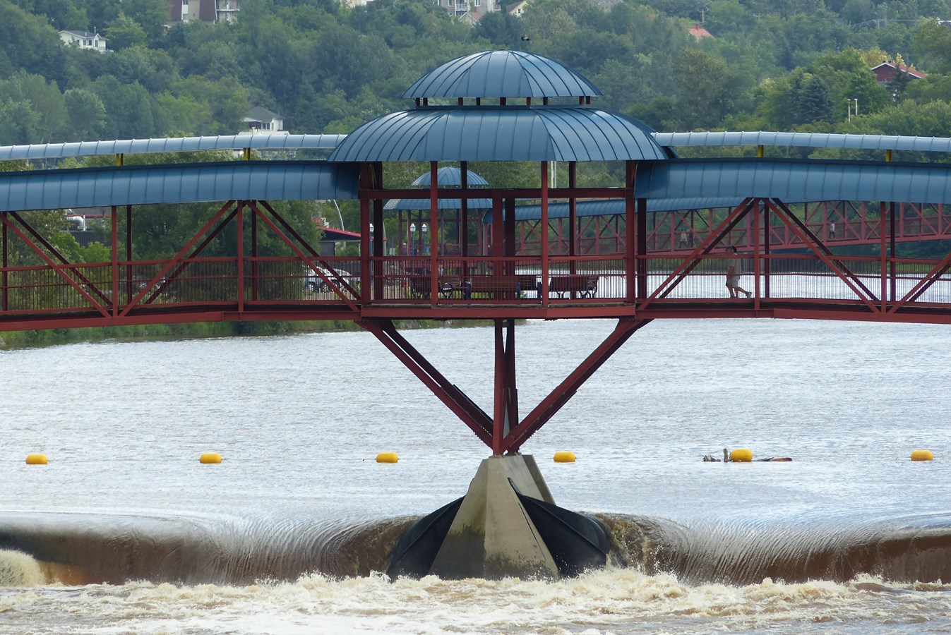 Saint-Georges: le barrage gonflable sera prêt demain