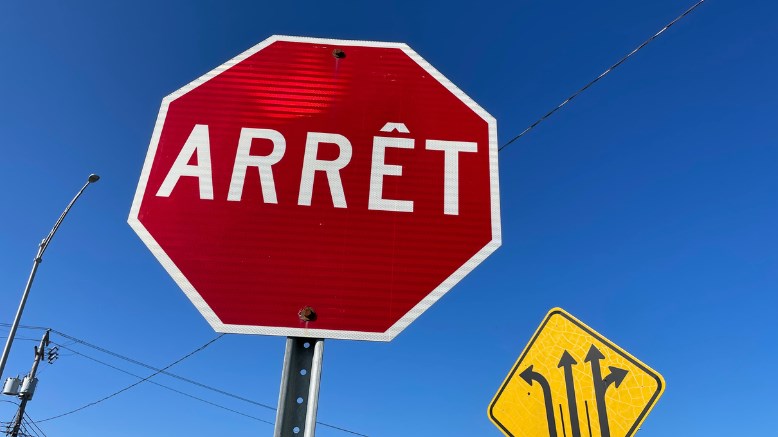 La Municipalité de Sainte-Hénédine lance un appel pour retrouver... des panneaux