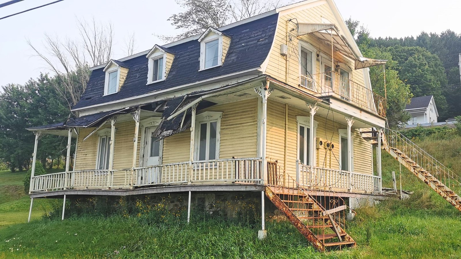 Maison délabrée à Beauceville: un citoyen réclame sa démolition