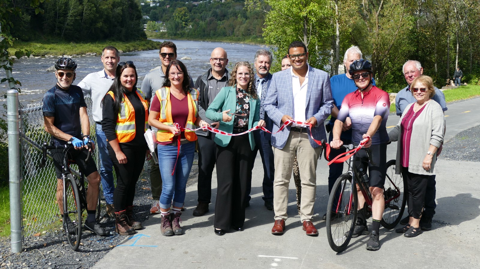 La Ville de Saint-Georges inaugure le nouveau tronçon de la piste cyclable