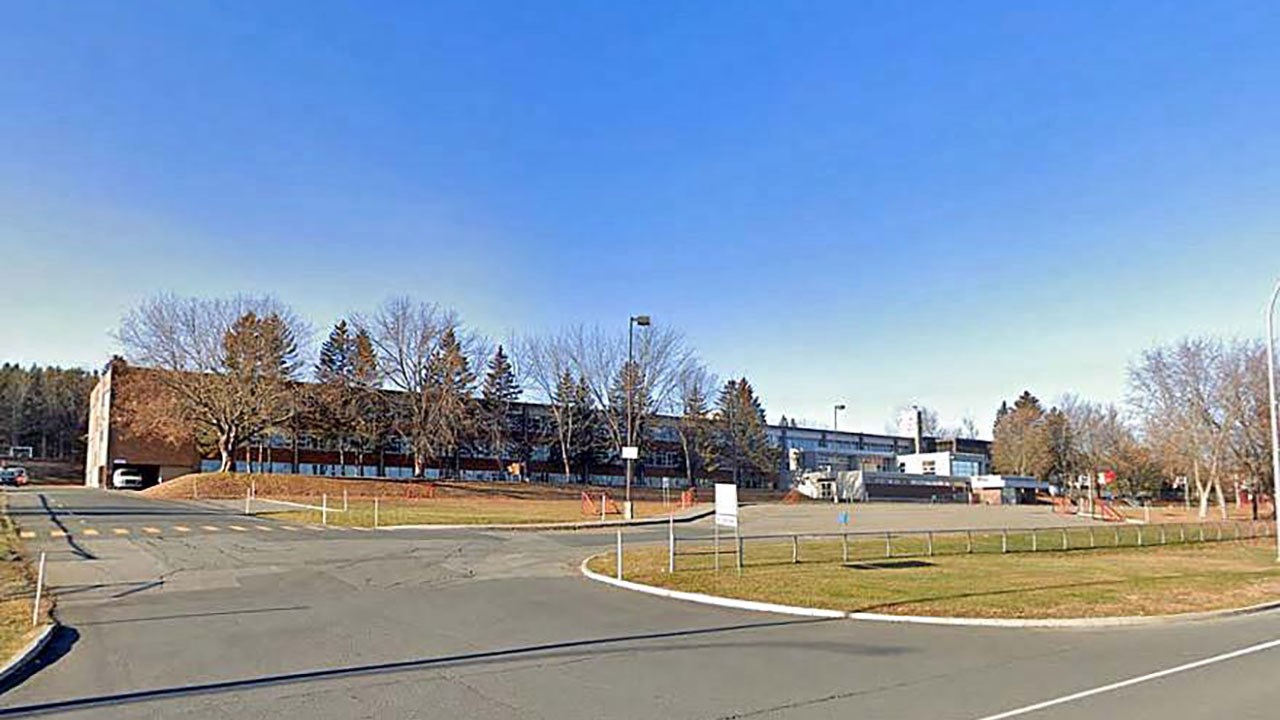 L'École de la Trinité, maintenant École des Deux-Rives