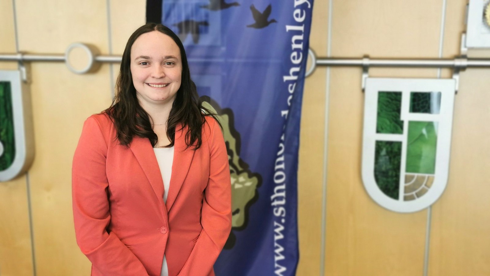 Karine Champagne se présente à la mairie