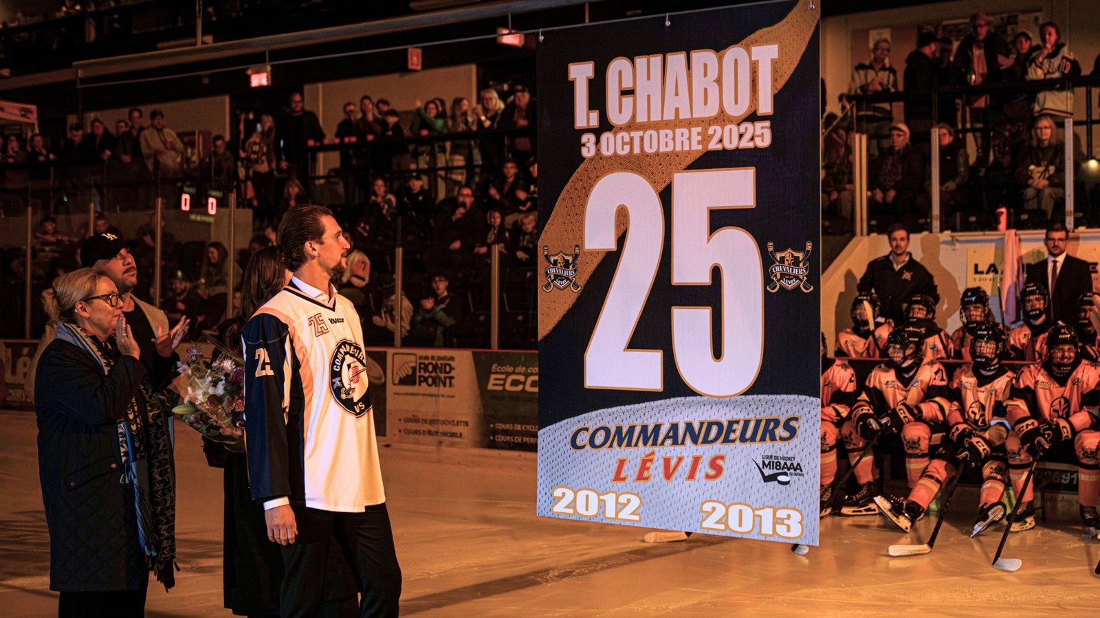 Les Chevaliers de Lévis retirent le chandail de Thomas Chabot