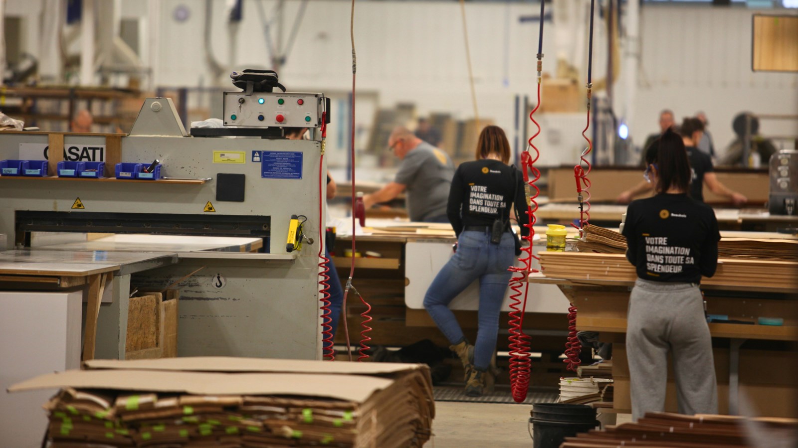 Le Québec aurait besoin de plus de 100 000 travailleurs immigrants par an