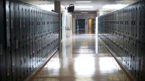 Le gouvernement du Québec n'en fait pas assez pour les adolescents, selon un sondage