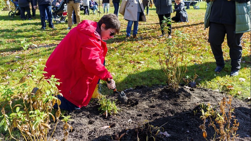 Fête des Anges: un geste symbolique pour les enfants partis trop tôt