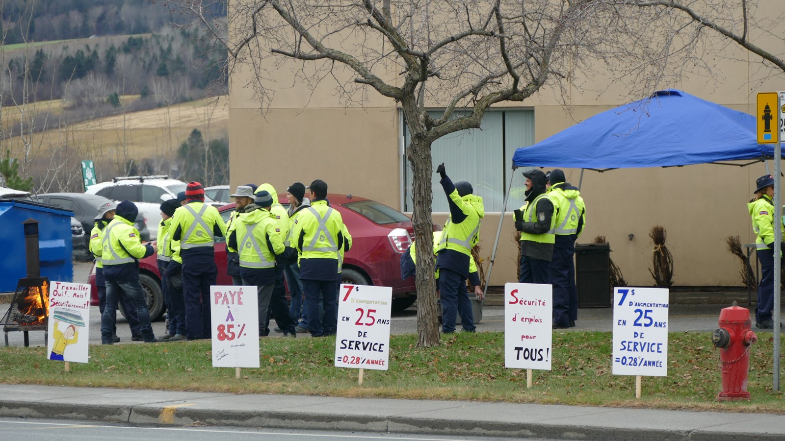Grève ou lock-out: le TAT peut désormais imposer des services à maintenir