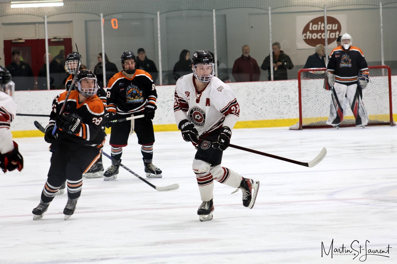 Six matchs en fin de semaine dans la LRH