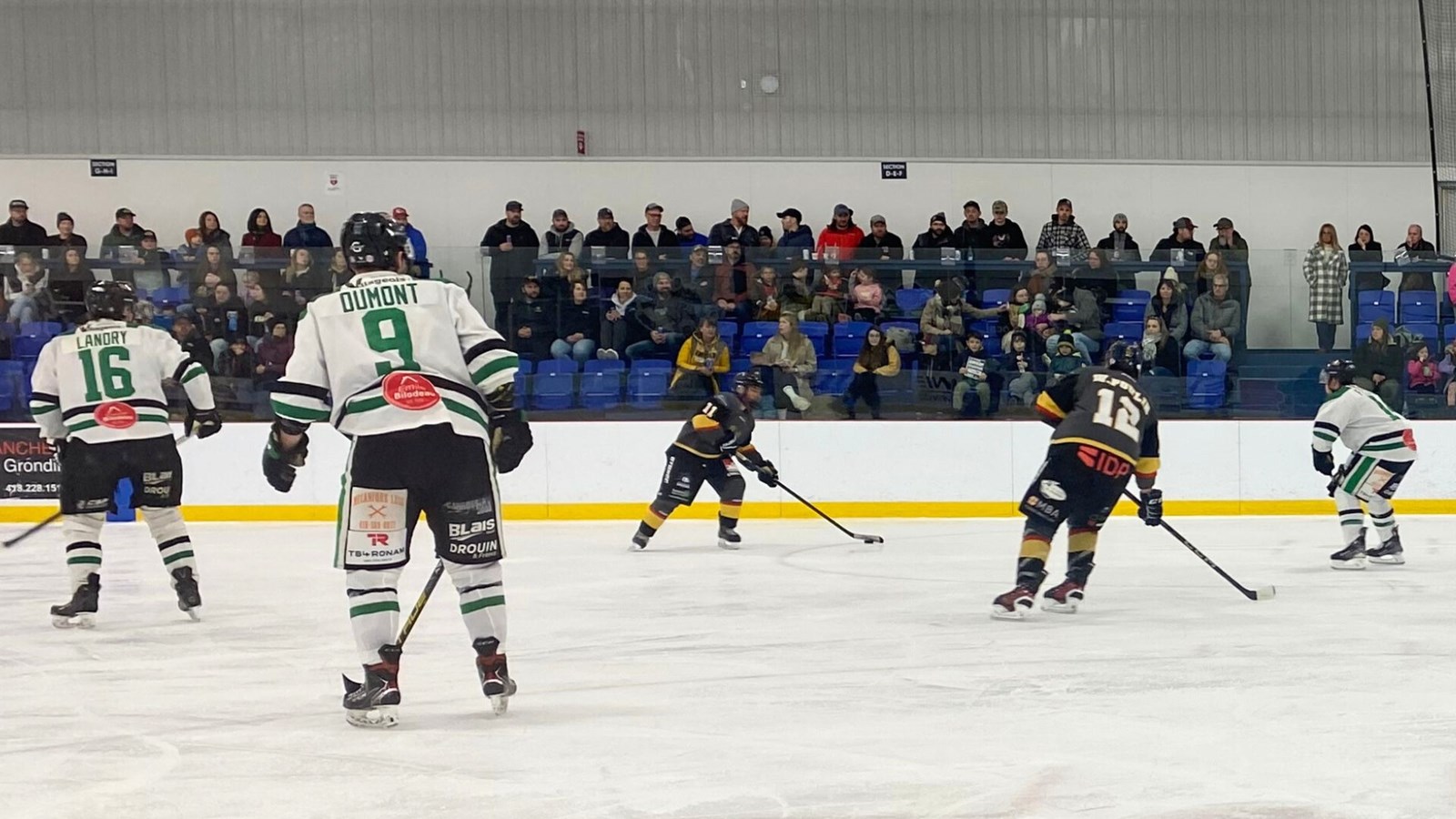 Place aux séries  dans la LHCS