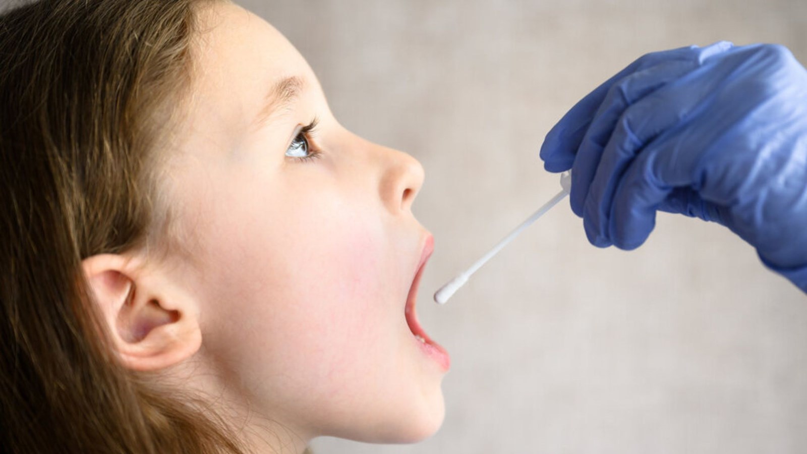 Dépistage du streptocoque A: un service accessible et gratuit