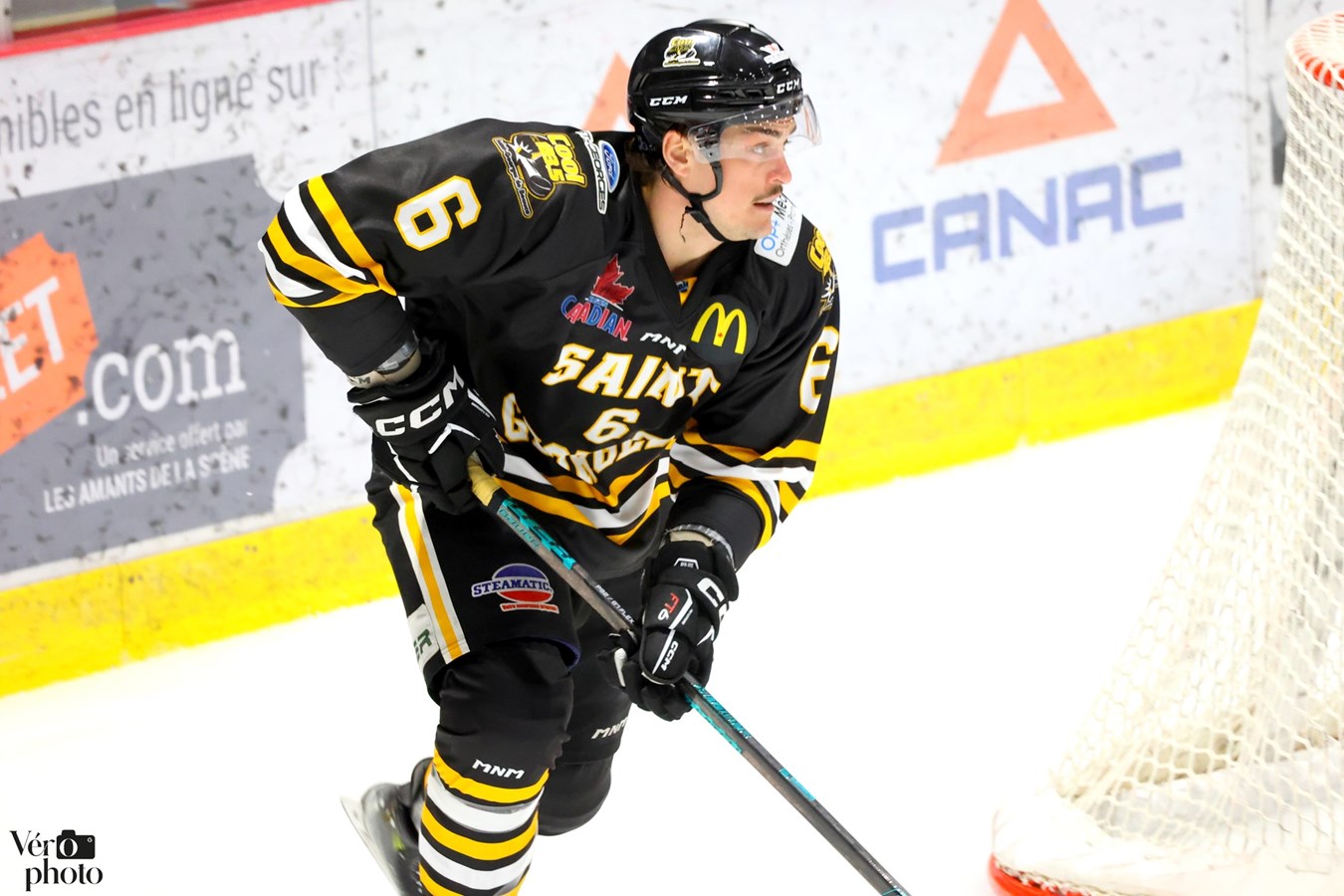 Le Cool FM l’emporte en fusillade contre l'Assurancia de Thetford Mines