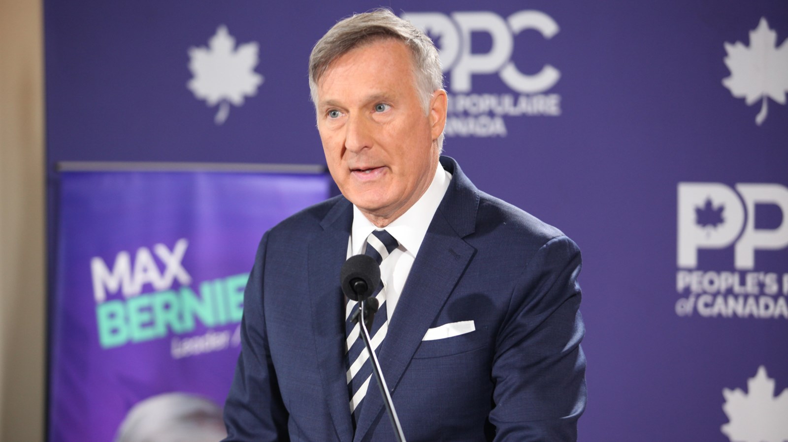 Après le retrait de Lehoux, Maxime Bernier se dit prêt à affronter « n’importe quel poteau conservateur »