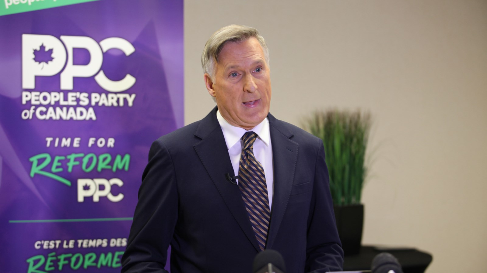 Maxime Bernier lance officiellement sa campagne en Beauce et promet une « bataille d’idées »
