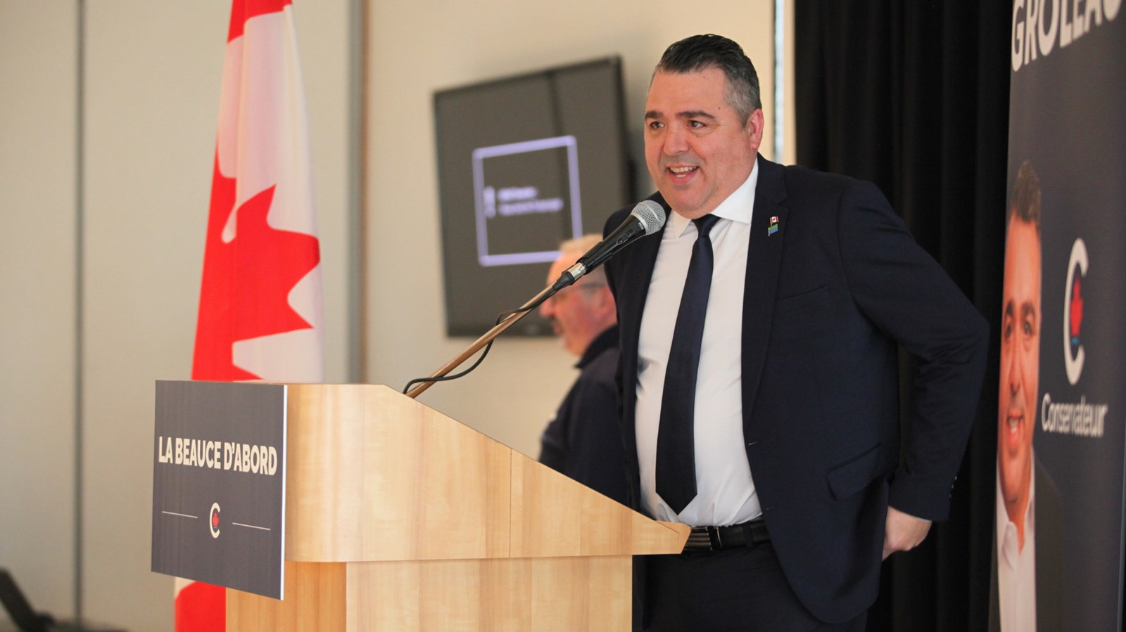 Jason Groleau lance officiellement sa campagne à Saint-Éphrem