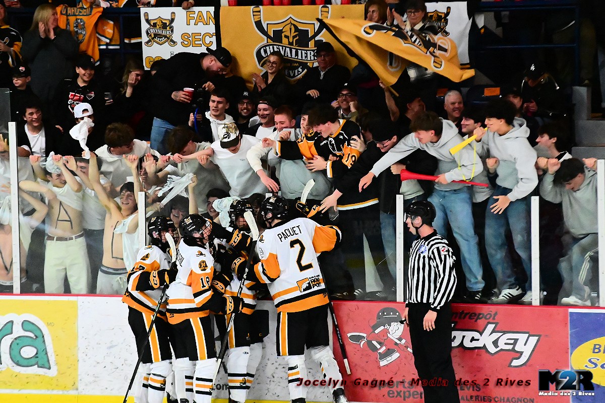 Victoire à guichet fermé pour les Chevaliers de Lévis
