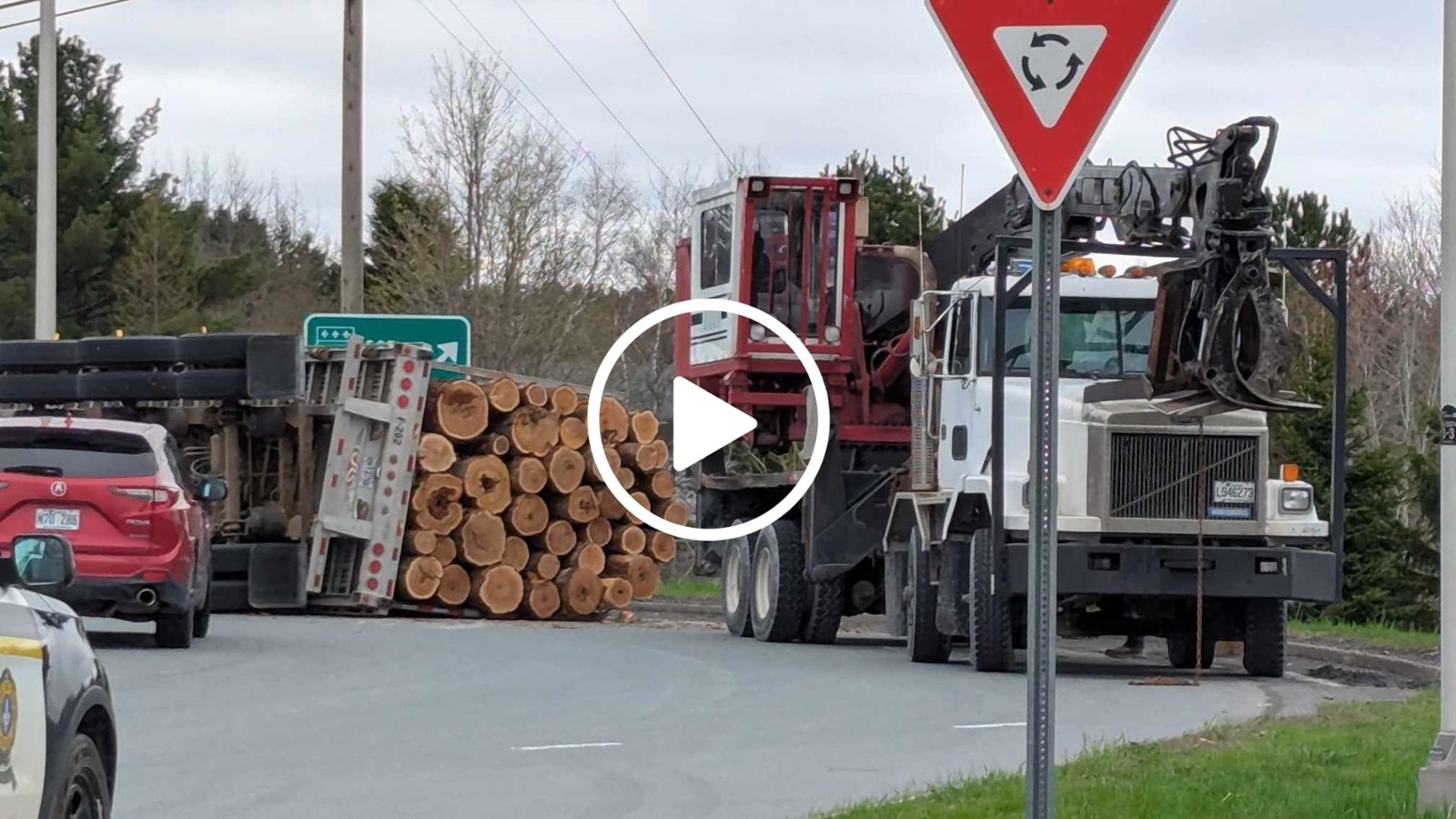Camion renversé à Saint-Georges