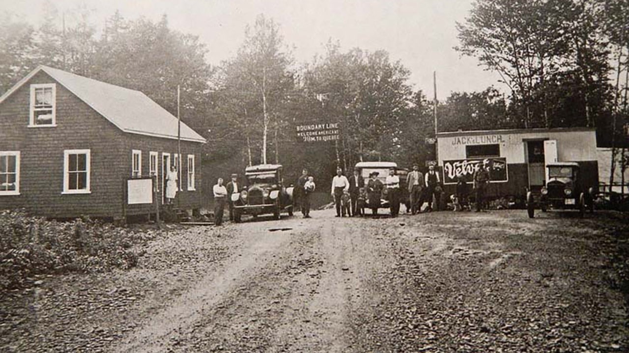 En route vers la douane d'Armstrong