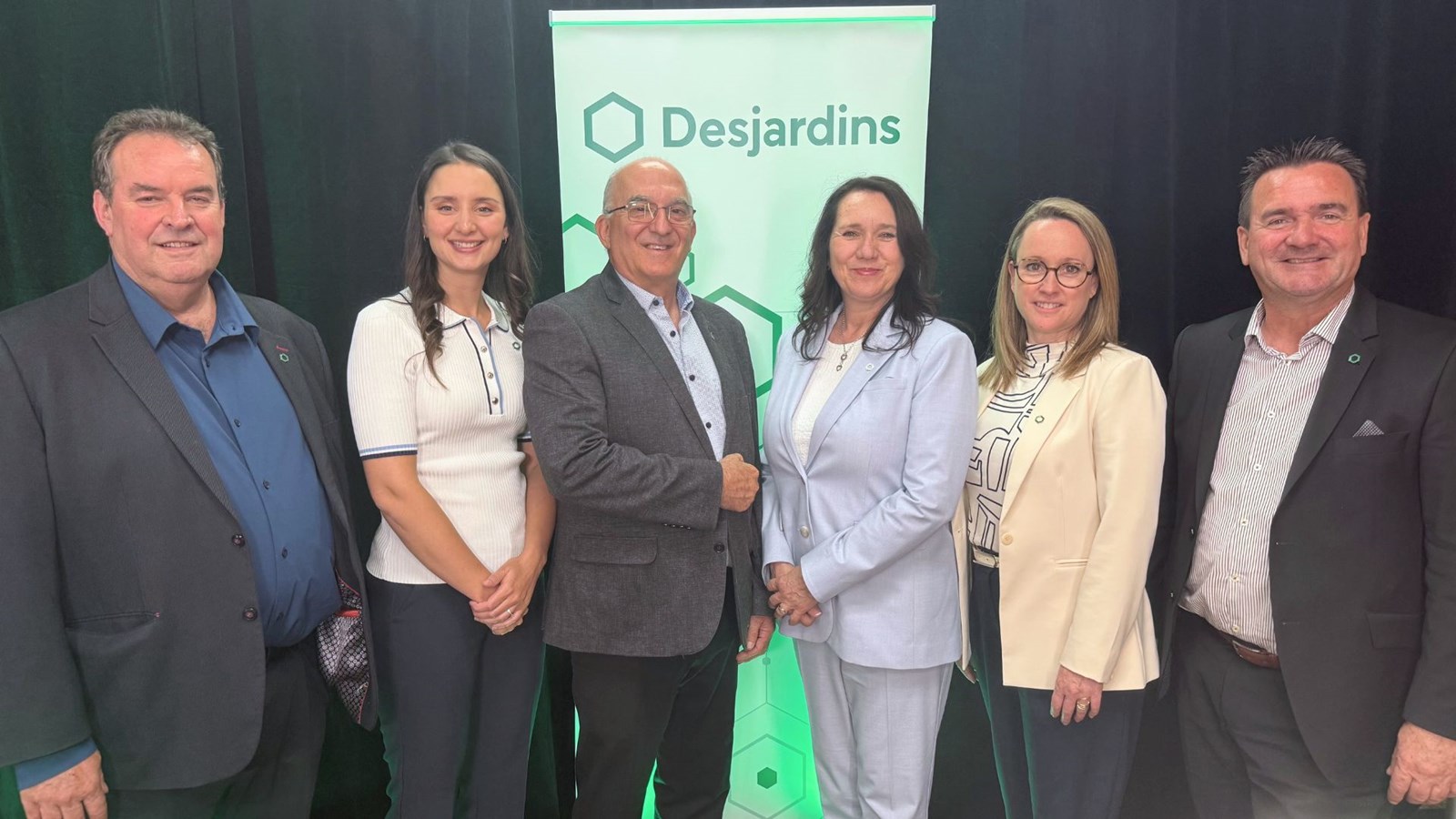 Regroupement: le vote amène la création de la Caisse Desjardins du Cœur-de-la-Beauce