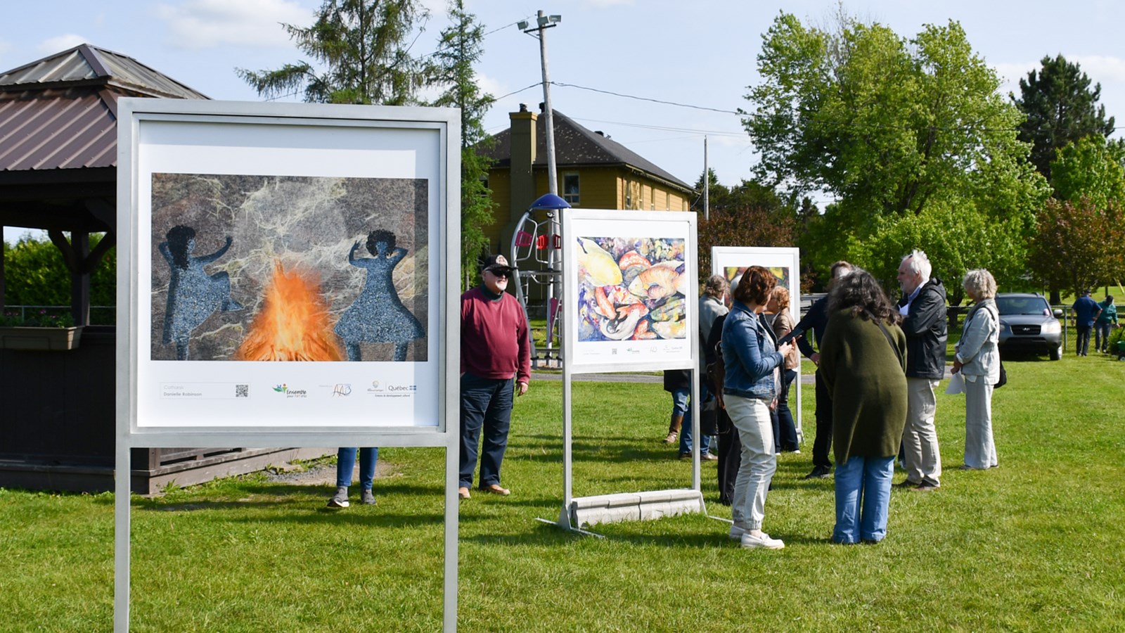 Lancement réussi pour l’exposition extérieure « Recevoir » à Saint-René