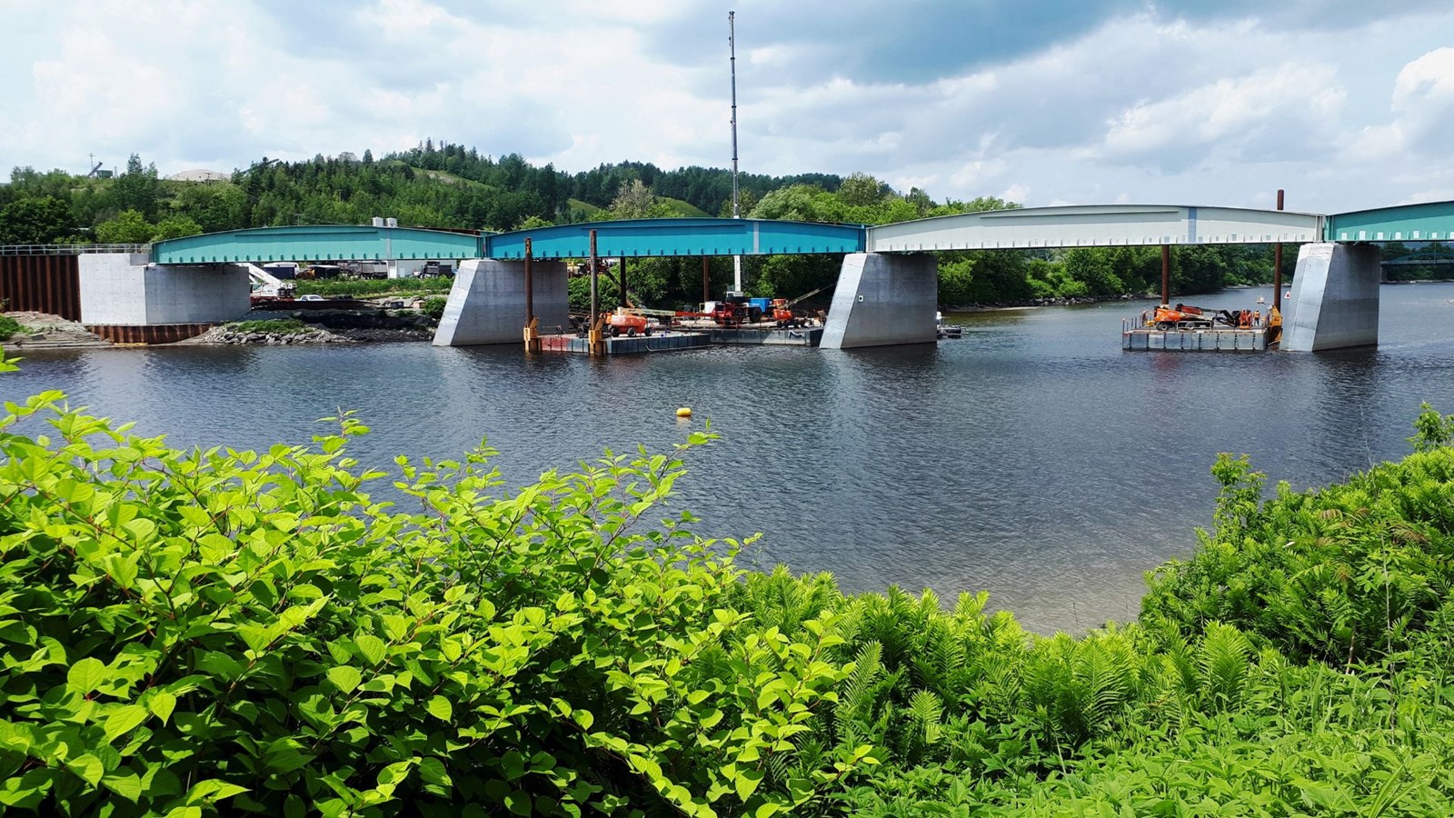 Pont ferroviaire de Vallée-Jonction: la construction avance à un «rythme soutenu»