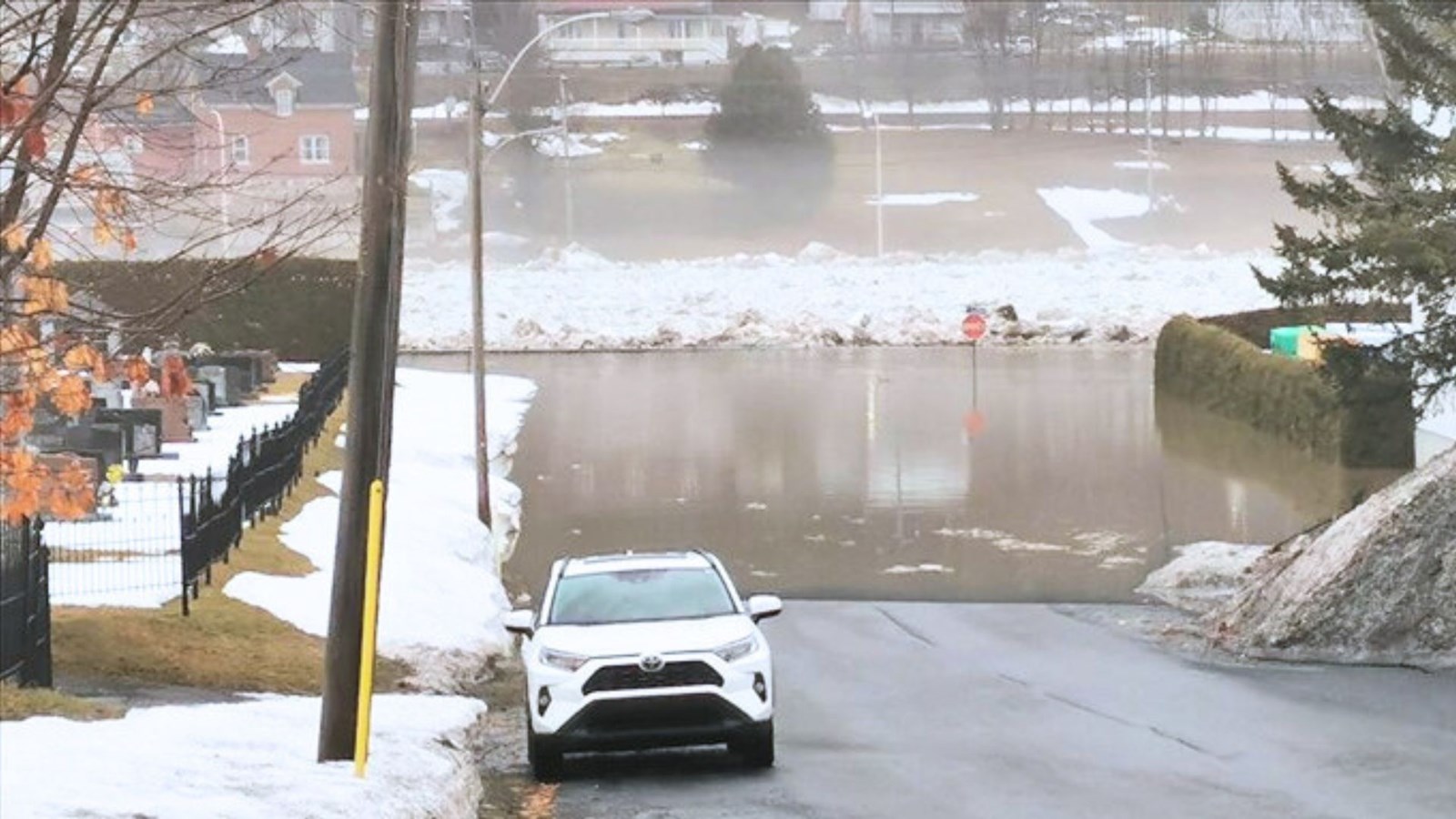 Zones inondables: la consultation n'est pas terminée, selon le député Samuel Poulin