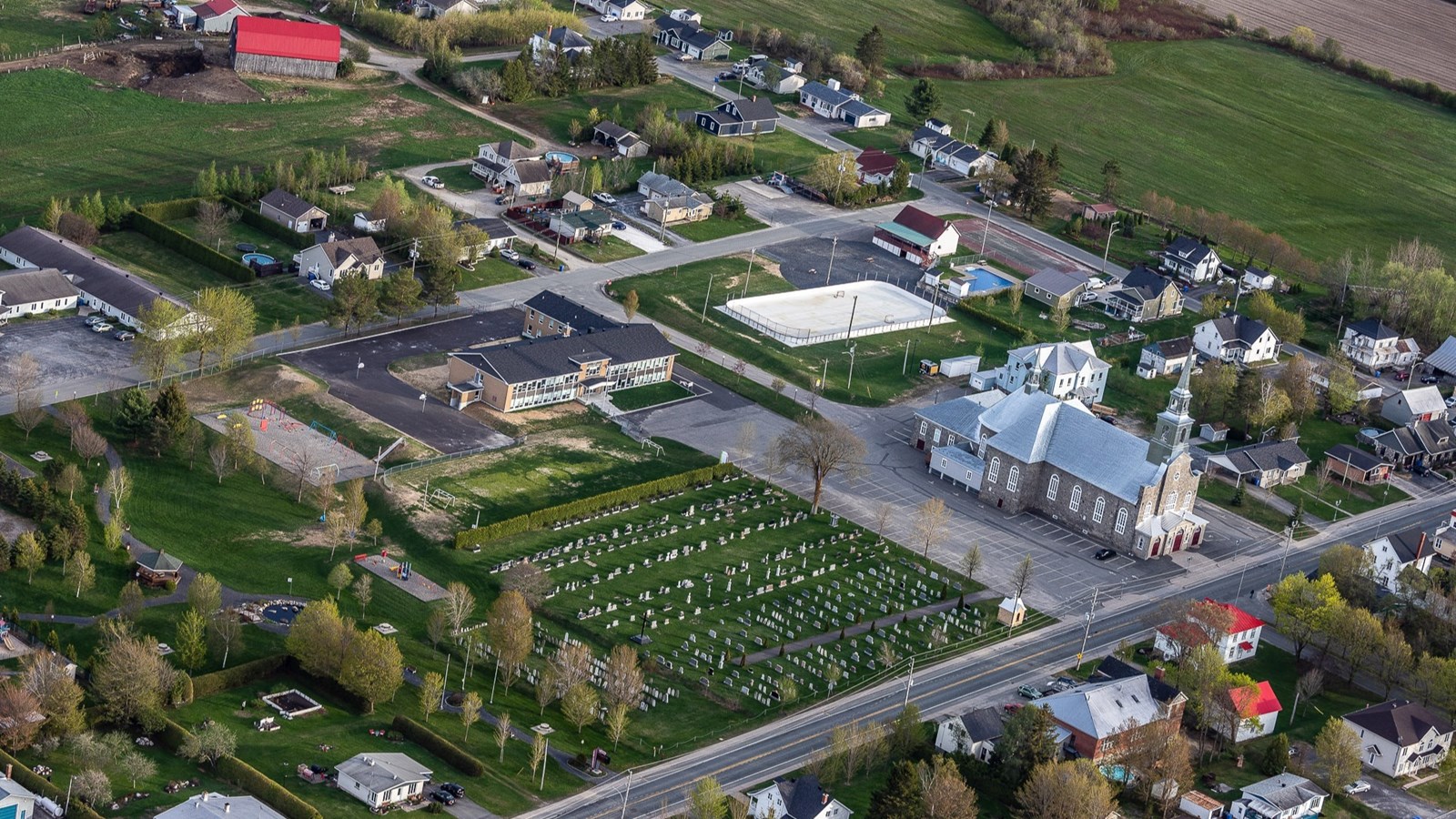 La municipalité de Saint-Frédéric obtient le statut de Village-relais