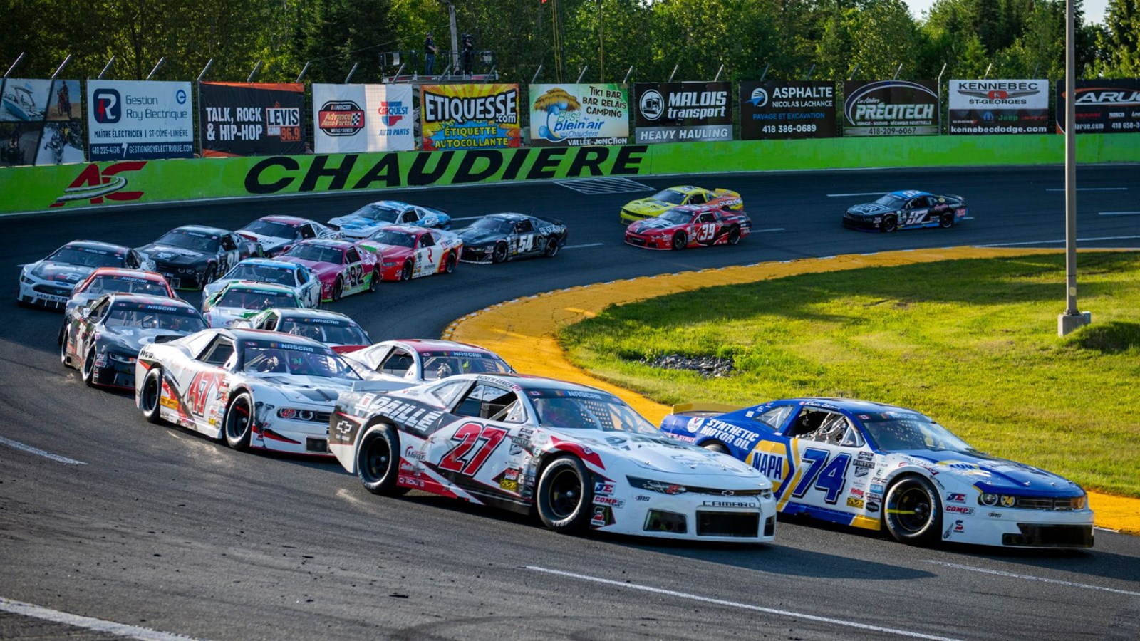 La série NASCAR Canada en piste samedi à l'Autodrome Chaudière