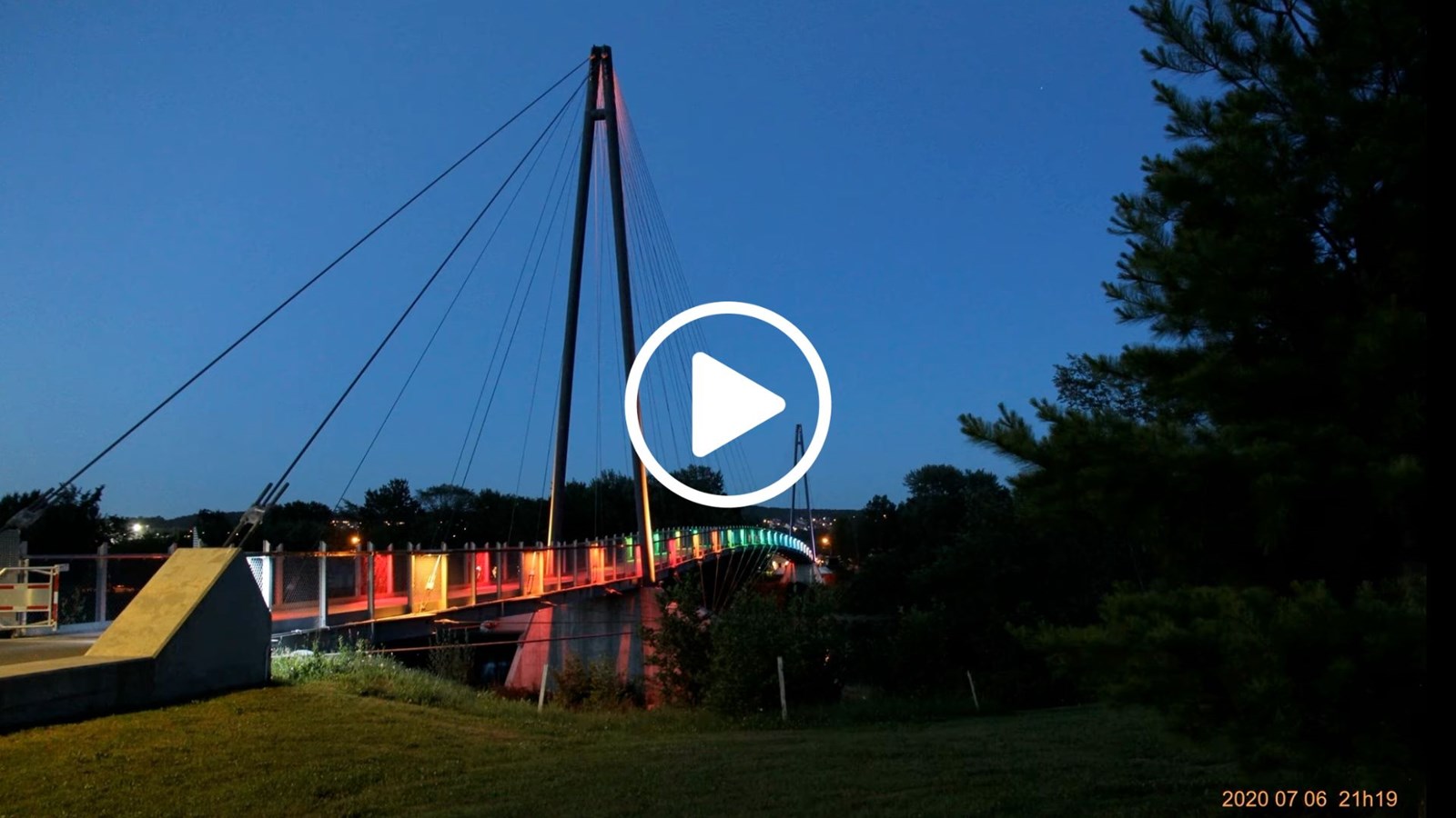 Le Pont famille Beshro à 10 ans