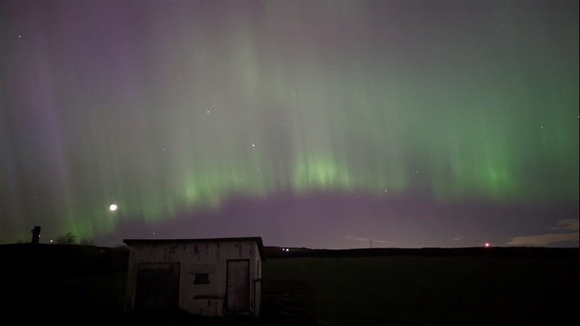 Possible aurores boréales dans le ciel beauceron ce soir
