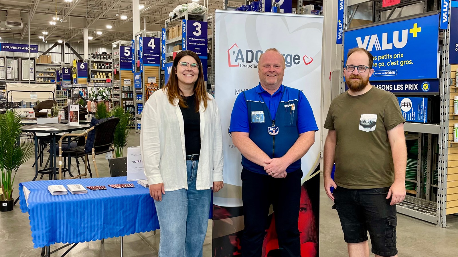 RONA Saint-Georges appuie L’ADOberge pour sa campagne « Bien chez soi »