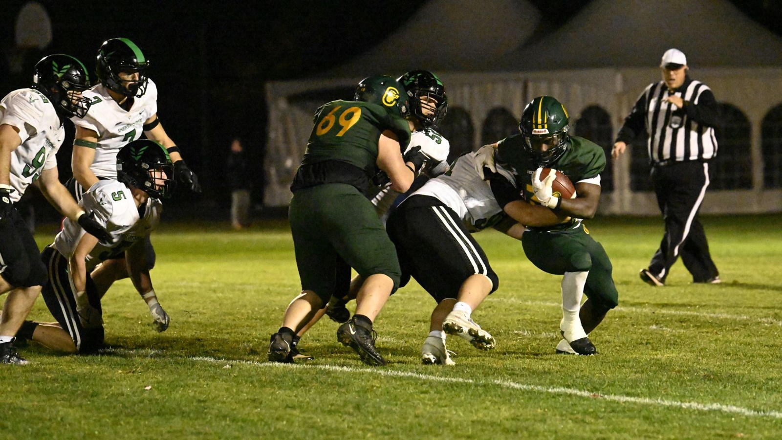 Condors football: une victoire serrée face aux Volontaires de Sherbrooke
