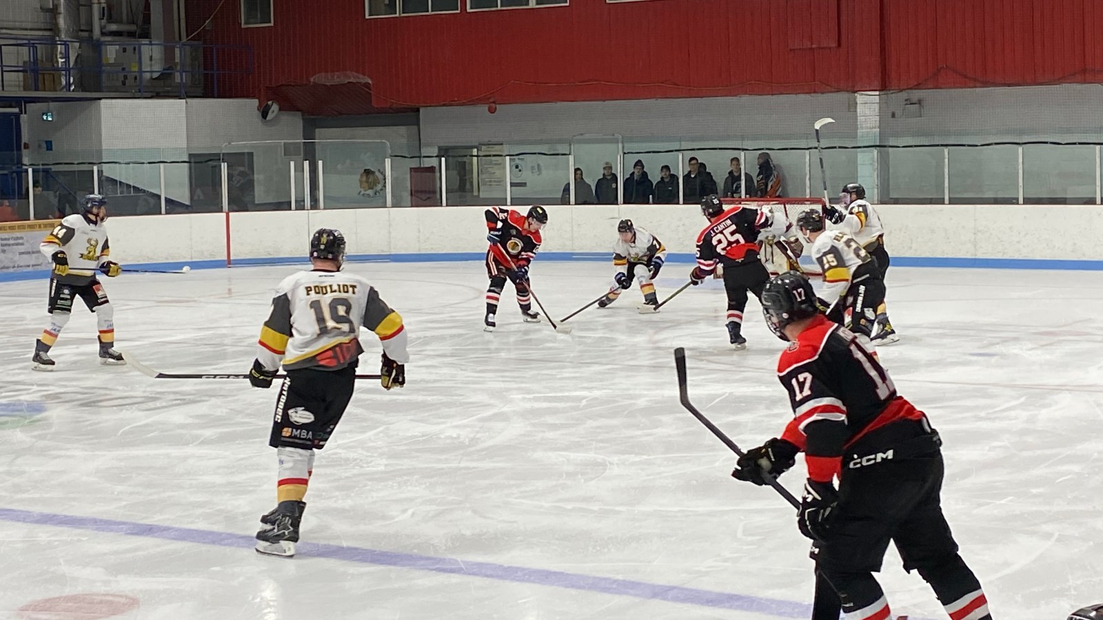 Vendredi de match pour la Ligue de hockey Côte-Sud