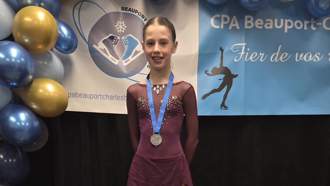 Patinage artistique: Anna-Ève Giguère remporte une médaille d'argent